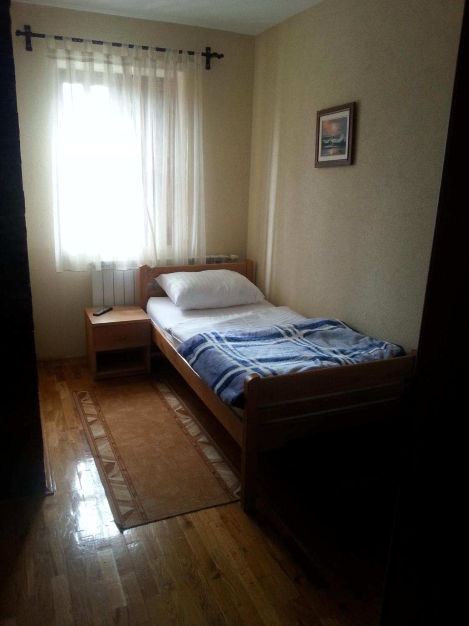 Hotel Gacka Otočac Стая снимка